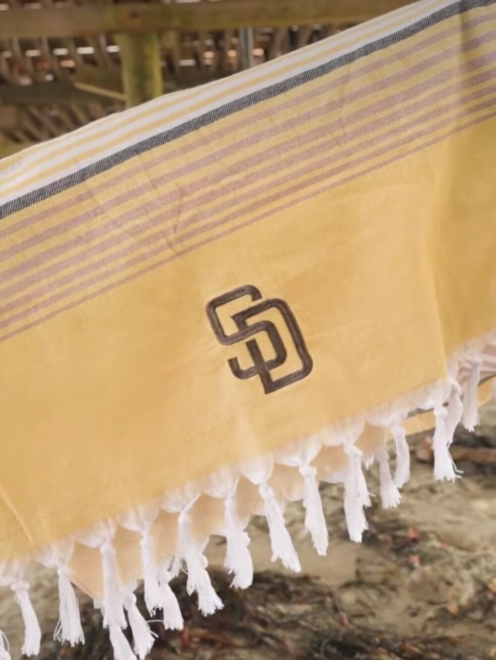 2025 San Diego Padres Sandless Beach Towels Giveaway July 29, 2025 game